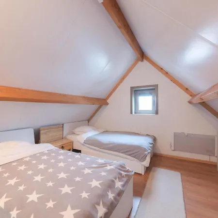 Vissershuisje 9-28 By Interhome Semesterbostad Bredene