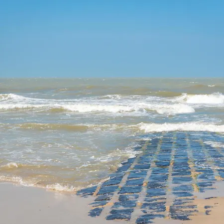 Semesterbostad Vissershuisje 9-28 By Interhome *